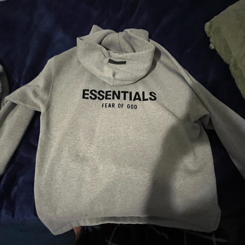 I ordered this hoodie in a size M and turned out to be too big